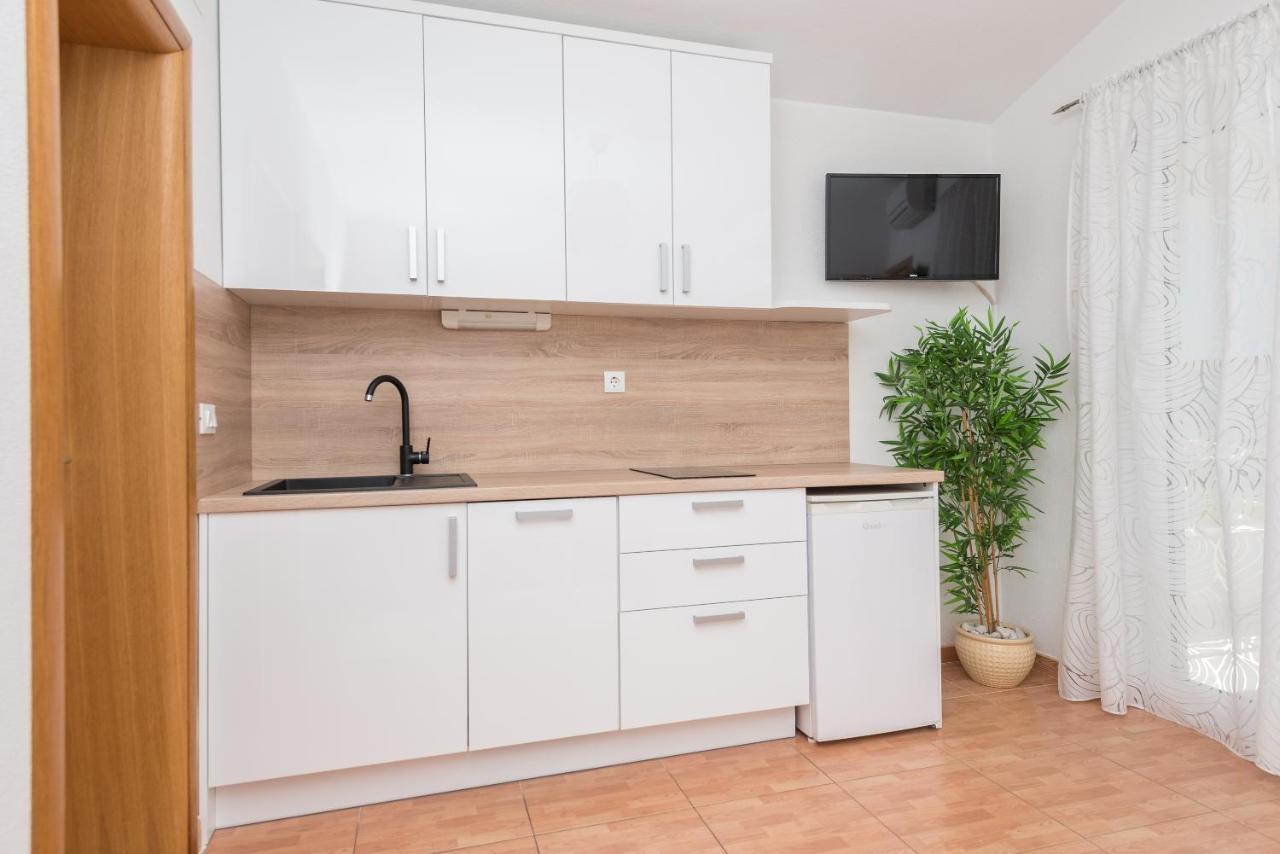 Apartments Tila Drasnice Luaran gambar