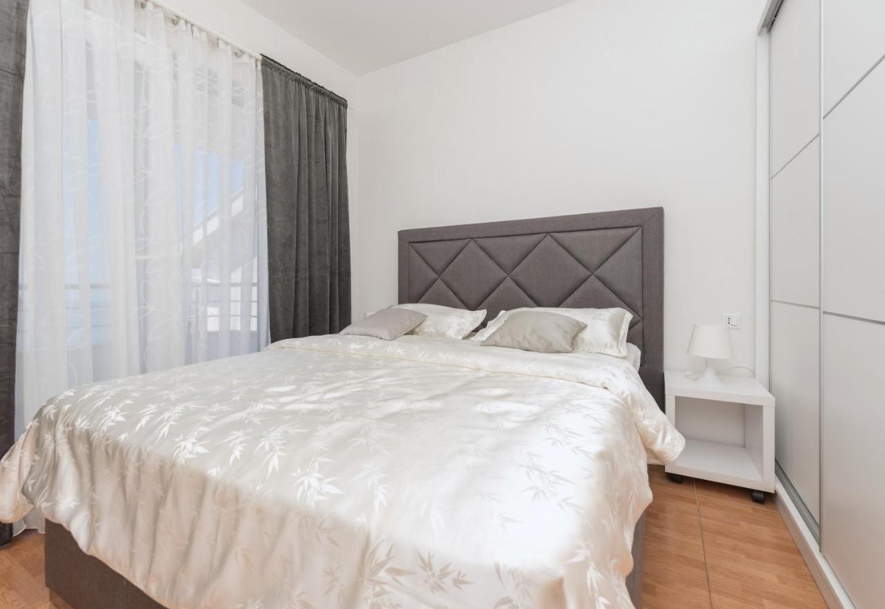 Apartments Tila Drasnice Luaran gambar