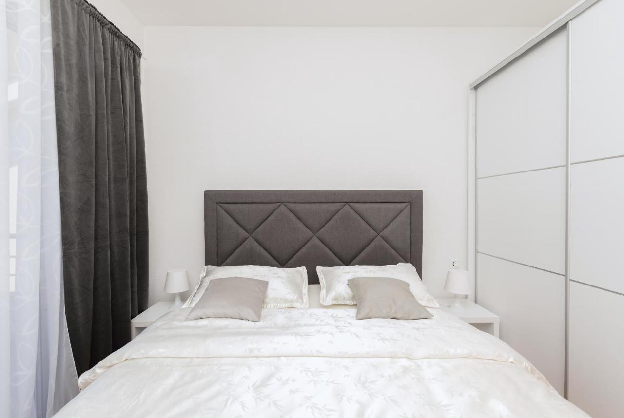 Apartments Tila Drasnice Luaran gambar